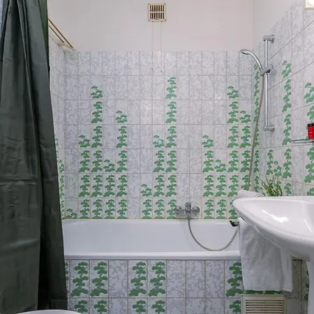 דירה Stunning Studio With Open Lateral Seaview, Indoor Pool & Parking דה האן